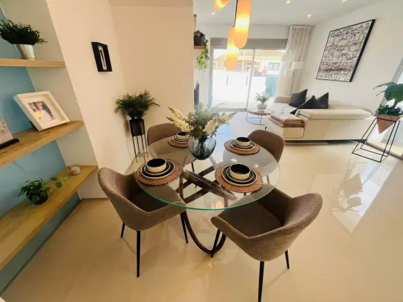 3-bedroom Villa In Los Alcázares, Spain (126 M²)