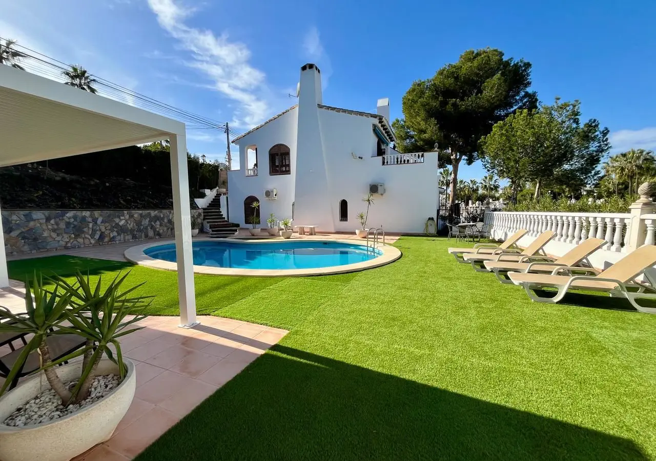 Villa 184 M² In Orihuela Costa, Spain – Mediter Real Estate