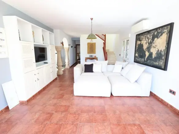 Villa 189 M² In Orihuela Costa, Spain – Mediter Real Estate