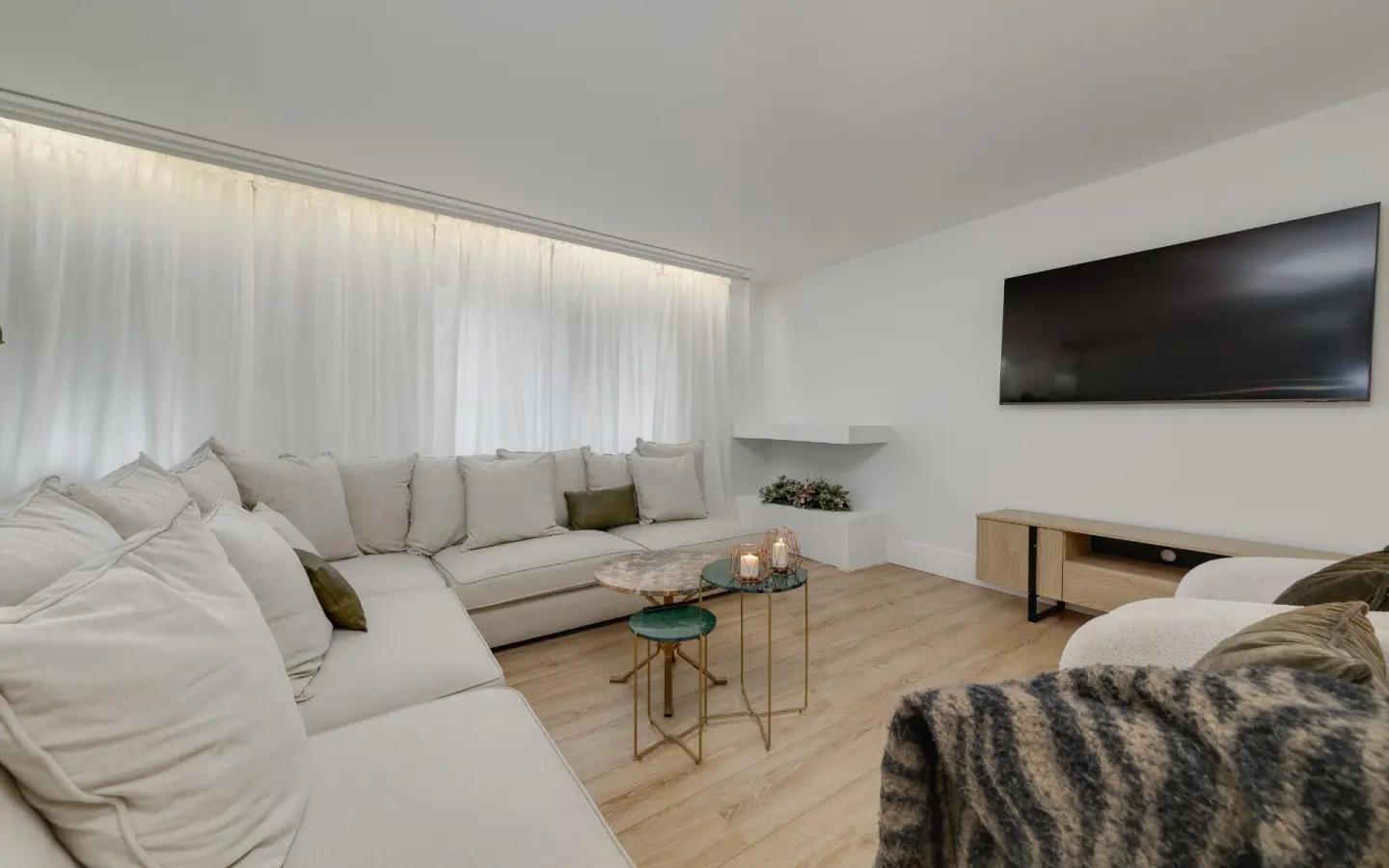 Apartment 265 M² In Torrevieja, Spain – Mediter Real Estate