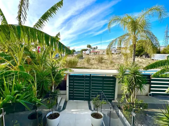 2-bedroom Apartment In Finestrat, Spain (103 M²)