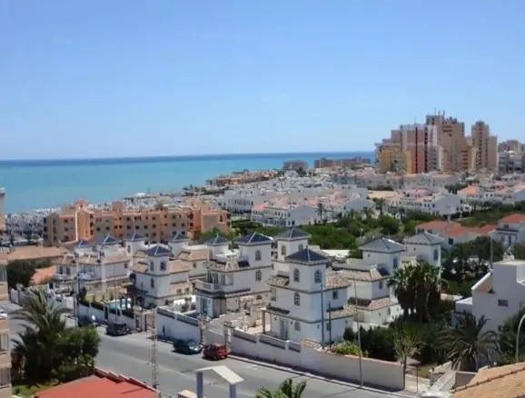 2-bedroom Penthouse In Torrevieja, Spain (132 M²)