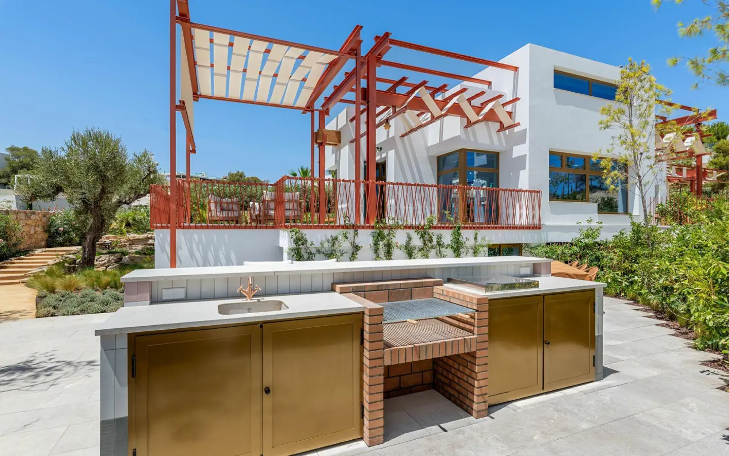 Villa 211 M² In Pilar De La Horadada, Spain – Mediter Real Estate