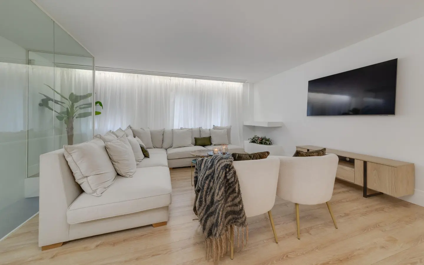 Apartment 265 M² In Torrevieja, Spain – Mediter Real Estate