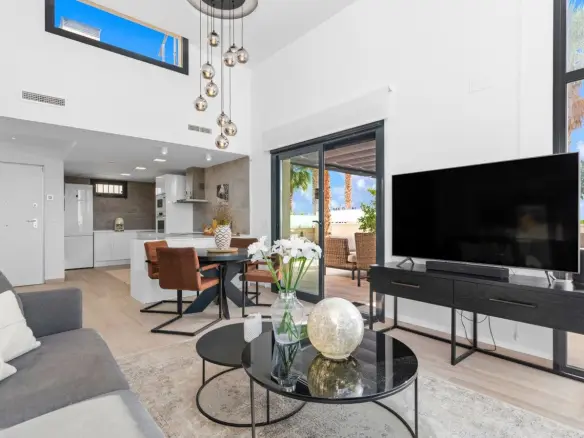 5-bedroom Villa In Cabo Roig, Spain (180 M²)