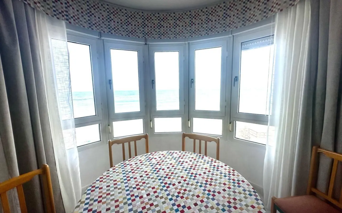 Apartment 120 M² In Torrevieja, Spain – Mediter Real Estate**title:** 3-bed Apartment In Torrevieja With Sea View