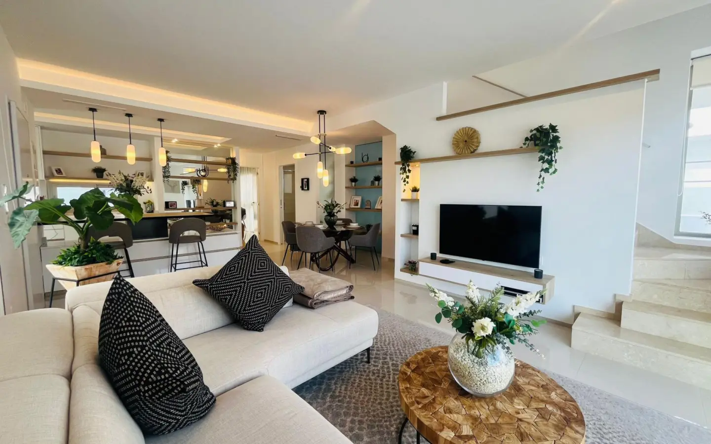 3-bedroom Villa In Los Alcázares, Spain (126 M²)