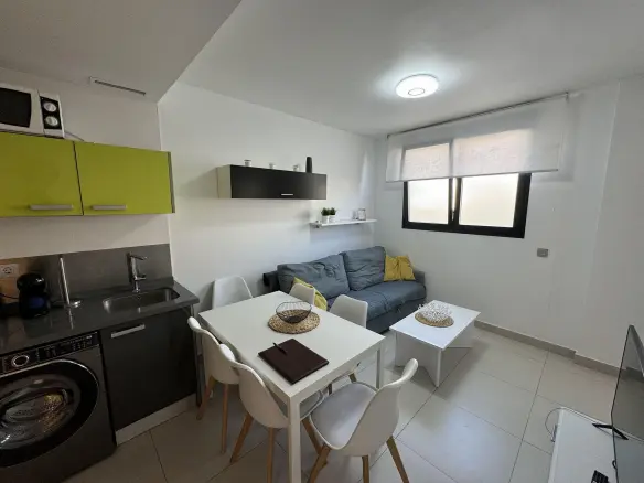 2-bedroom Apartment In Torrevieja, Spain (60 M²)