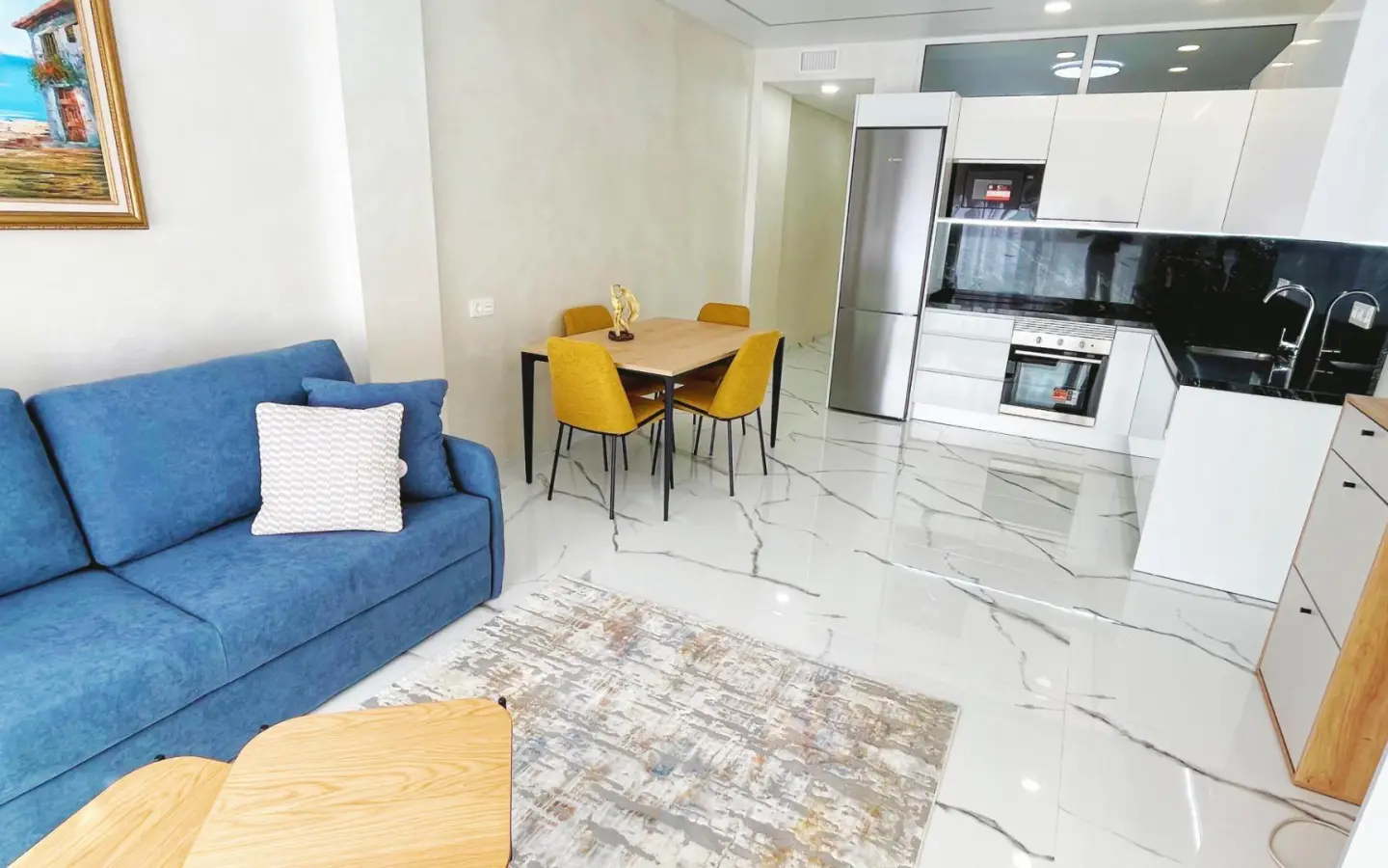 2-bedroom Apartment In Torrevieja, Spain (90 M²)