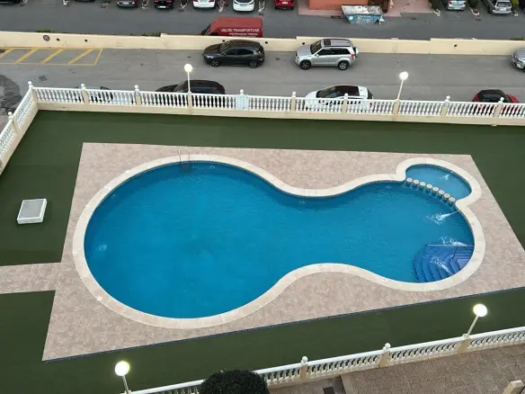 2-bedroom Penthouse In Torrevieja, Spain (132 M²)
