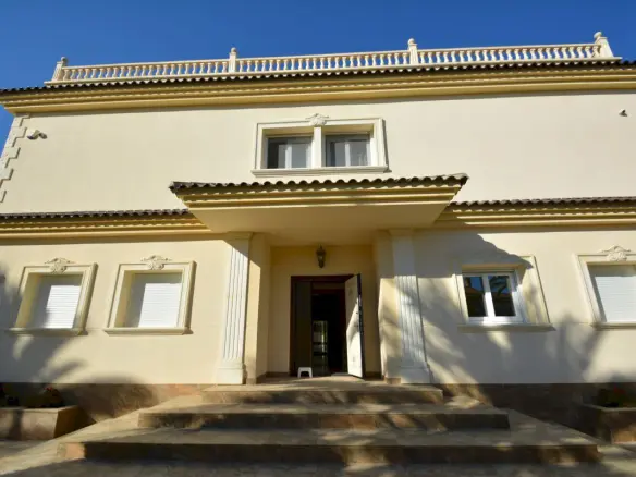 9-bedroom Villa In Cabo Roig, Spain (511 M²)