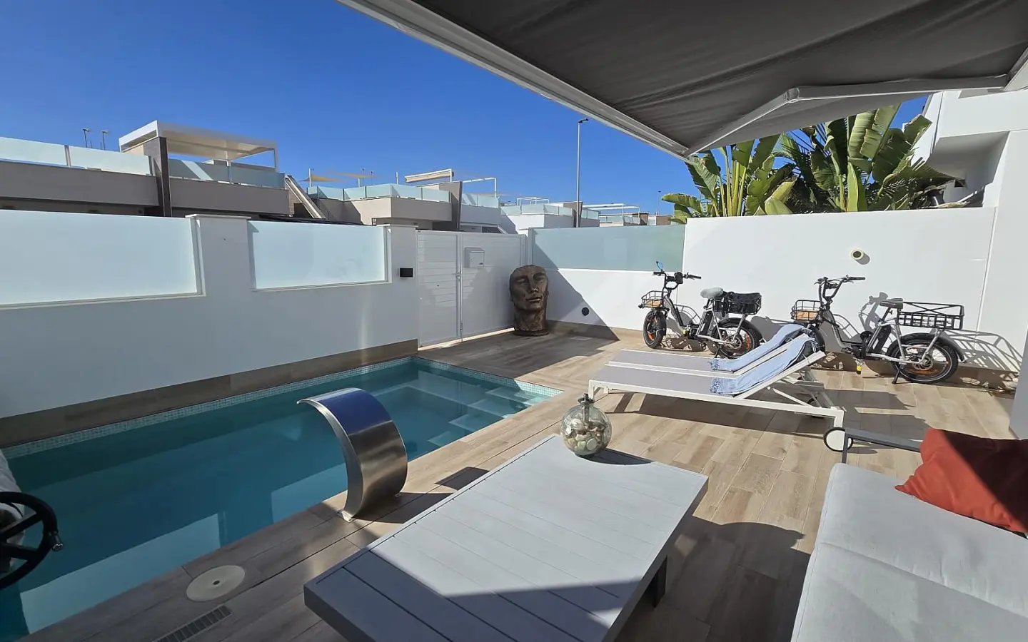 Villa 122 M² In San Pedro Del Pinatar, Spain – Mediter Real Estate