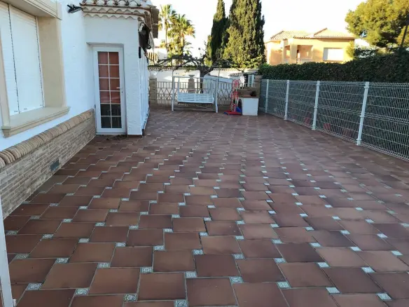 7-bedroom Villa In Cabo Roig, Spain (500 M²)