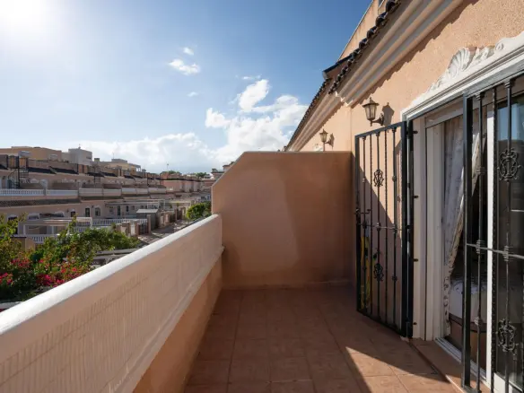 2-bedroom House In Orihuela Costa, Spain (120 M²)