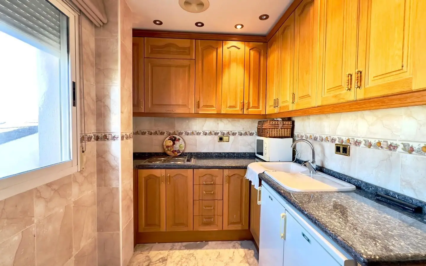 2-bedroom Penthouse In Torrevieja, Spain (195 M²)