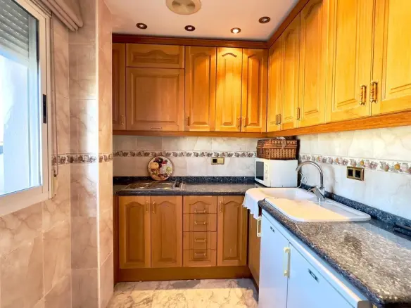 2-bedroom Penthouse In Torrevieja, Spain (195 M²)