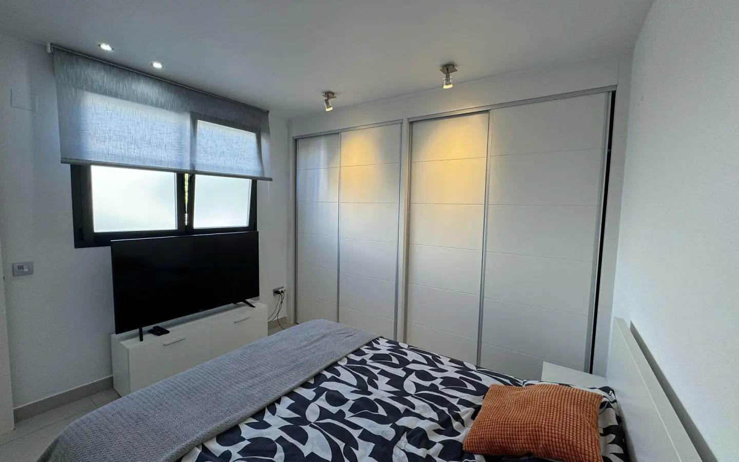 2-bedroom Apartment In Torrevieja, Spain (60 M²)