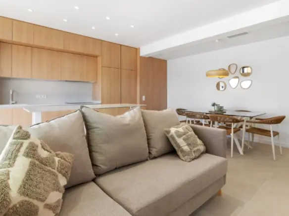 3-bedroom Villa In Torrevieja, Spain (270 M² Plot)