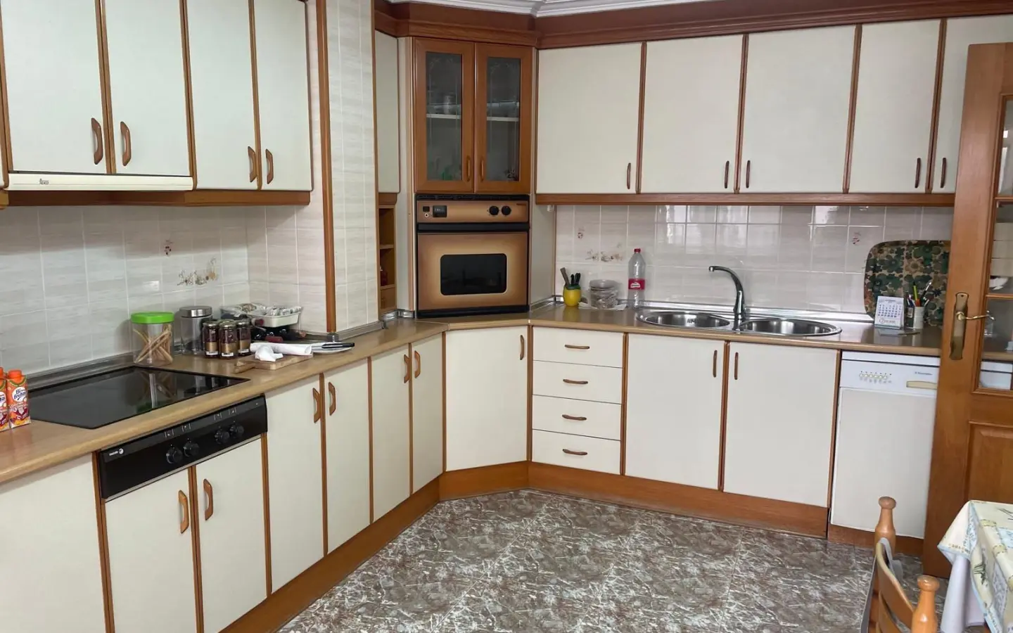 Apartment 200 M² In Torrevieja, Spain – Mediter Real Estate
