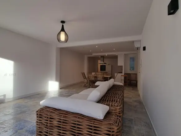 2-bedroom Apartment In Torrevieja, Spain (105 M²)