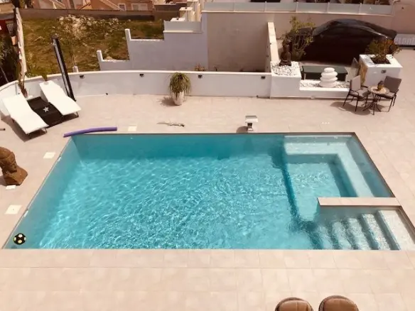 6-bedroom Villa In Rojales, Spain (215 M²)