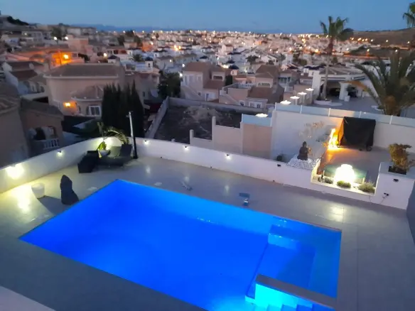 6-bedroom Villa In Rojales, Spain (215 M²)