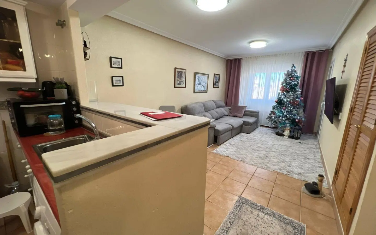 2-bedroom Apartment In Torrevieja, Spain (68 M²)