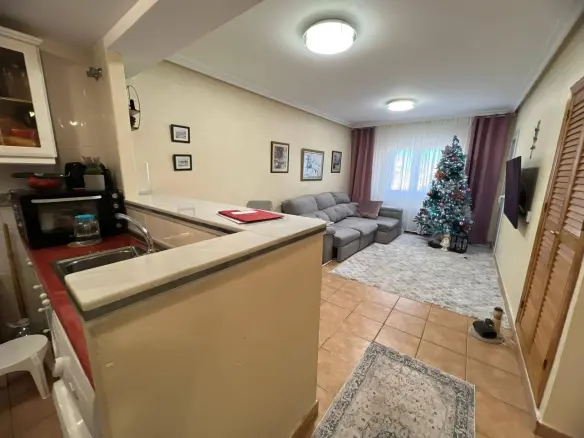 2-bedroom Apartment In Torrevieja, Spain (68 M²)