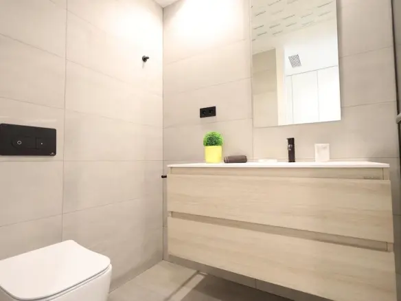 3-bedroom Villa In Los Alcázares, Spain (135 M²)
