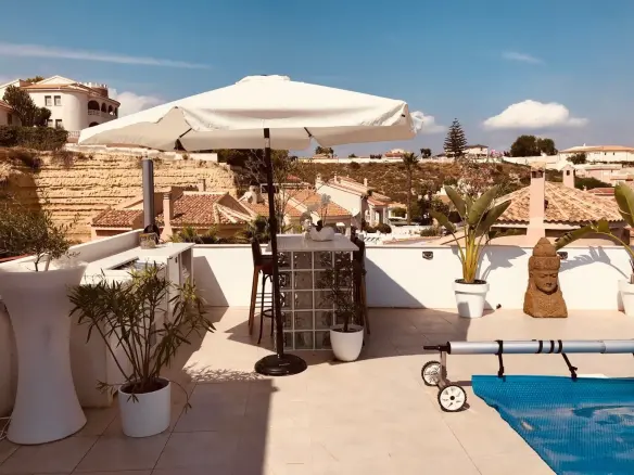 6-bedroom Villa In Rojales, Spain (215 M²)