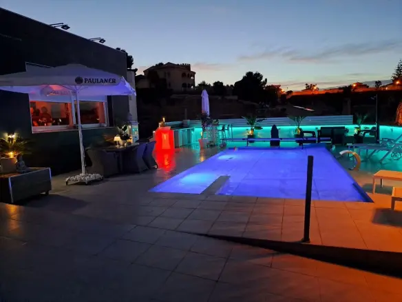 6-bedroom Villa In Rojales, Spain (215 M²)
