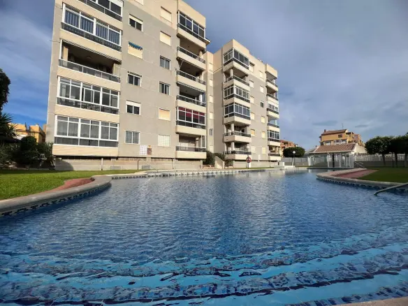2-bedroom Apartment In Torrevieja, Spain (68 M²)
