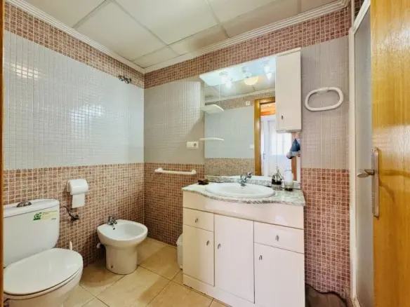 Apartment Of 70 M² In Torrevieja, Spain