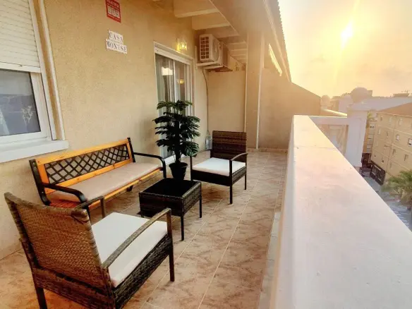 Penthouse Of 59 M² With Sea Views In Torrevieja, Spain