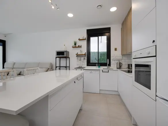3-bedroom Villa In Orihuela, Spain (111 M²)
