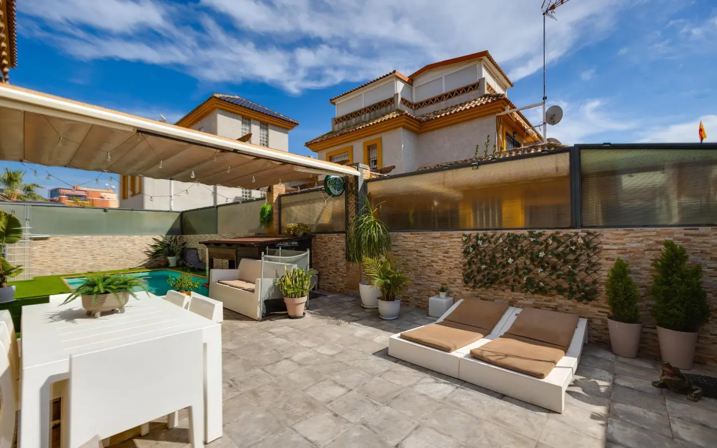 Villa Of 100 M² In Los Montesinos, Spain