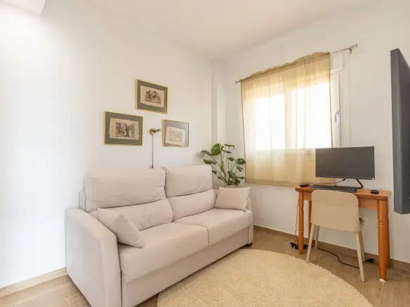 Apartment Of 55 M² In Torrevieja, Spain
