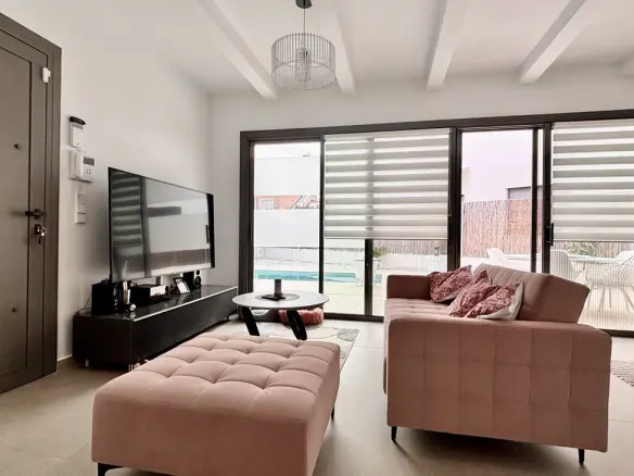 3-bedroom Villa In San Miguel De Salinas, Spain
