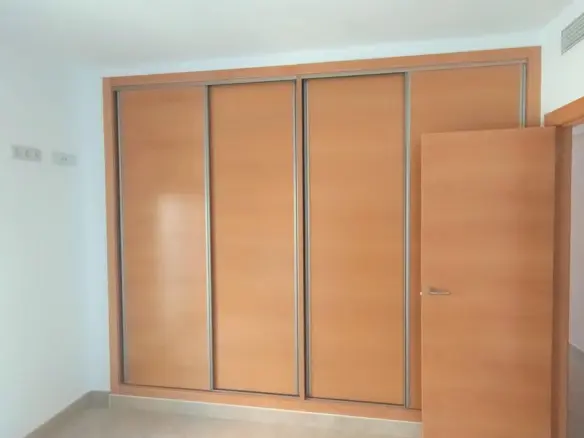 3-bedroom Apartment In Torrevieja, Spain (122 M²)