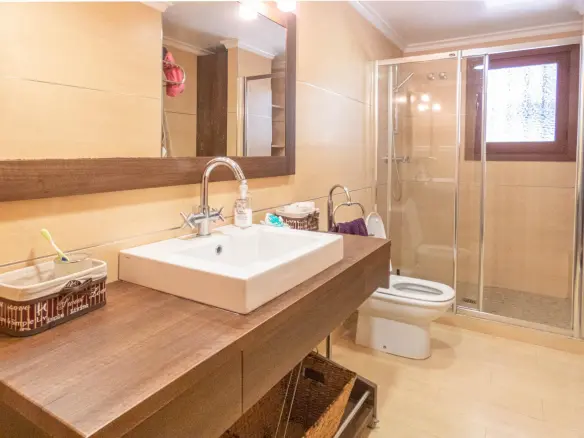 6-bedroom Villa In Pilar De La Horadada, Spain (268 M²)