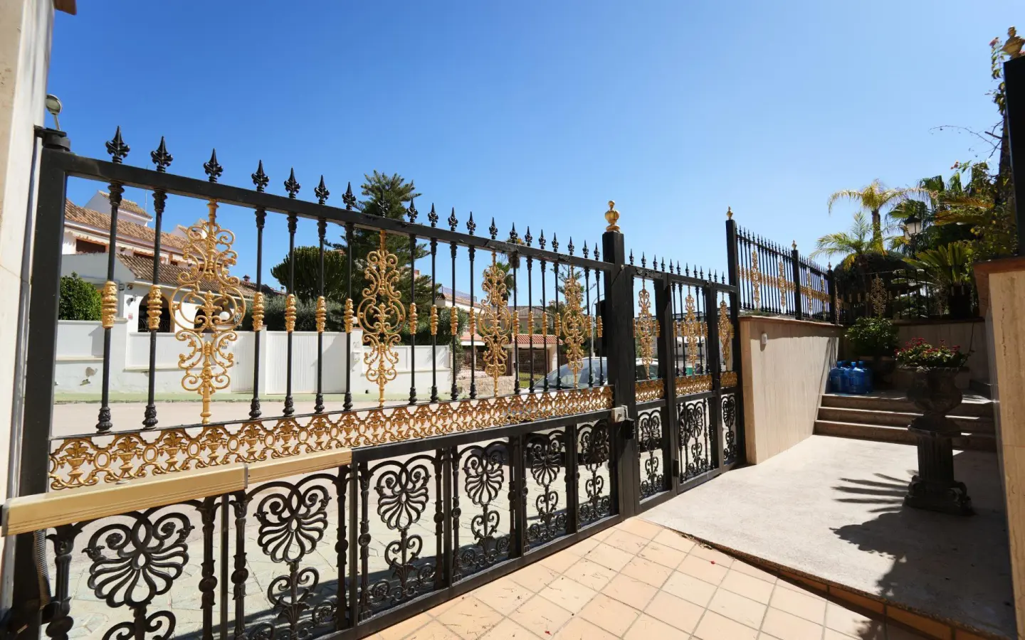 Villa 734 M² In Orihuela Costa, Spain – Mediter Real Estate