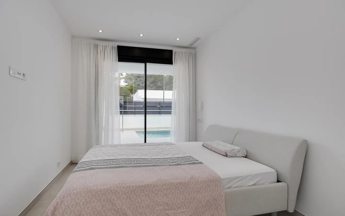 3-bedroom Villa In Orihuela, Spain (111 M²)