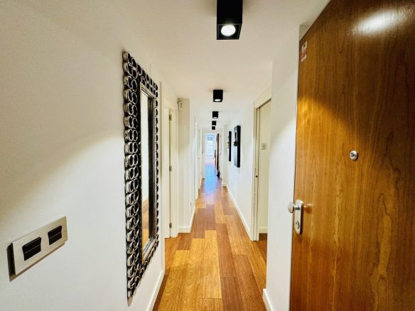 3-bedroom Apartment In Torrevieja, Spain (131 M²)