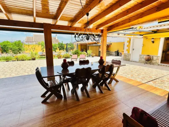 5-bedroom Villa In Orihuela, Spain (201 M²)