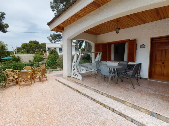 6-bedroom Villa In Murcia, Spain (272 M²)