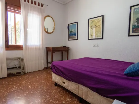 6-bedroom Villa In Pilar De La Horadada, Spain (268 M²)