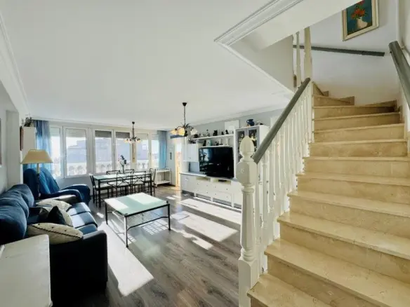 3-bedroom Penthouse In Torrevieja, Spain (135 M²)