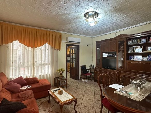 4-bedroom Apartment In Torrevieja, Spain (101 M²)