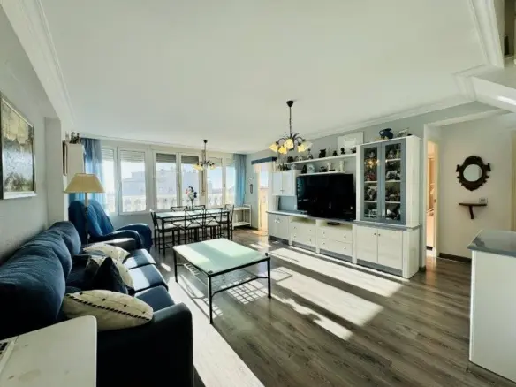 3-bedroom Penthouse In Torrevieja, Spain (135 M²)