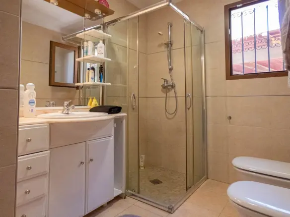 6-bedroom Villa In Pilar De La Horadada, Spain (268 M²)